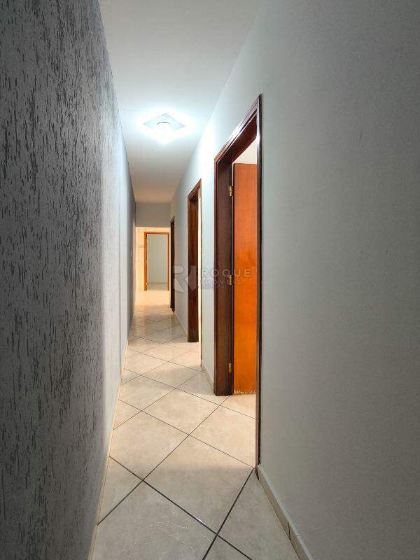 Casa Residencial à venda no bairro Jardim Campo Belo: CORREDOR INTERNO