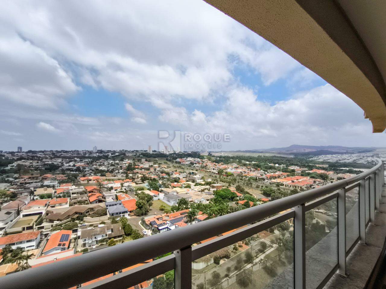 Apartamento à venda no bairro Jardim Aquárius: VISTA PARCIAL