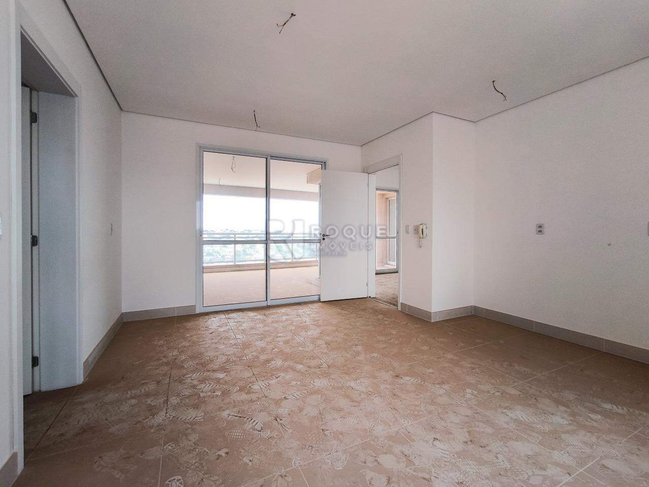 Apartamento à venda no bairro Jardim Aquárius: COZINHA