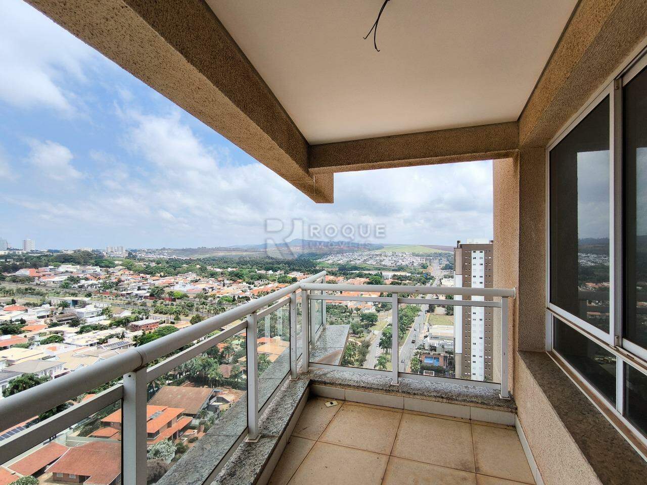 Apartamento à venda no bairro Jardim Aquárius: SACADA