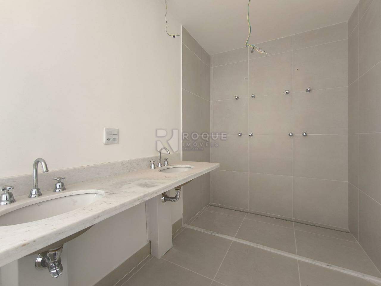 Apartamento à venda no bairro Jardim Aquárius: WC SUÍTE MASTER
