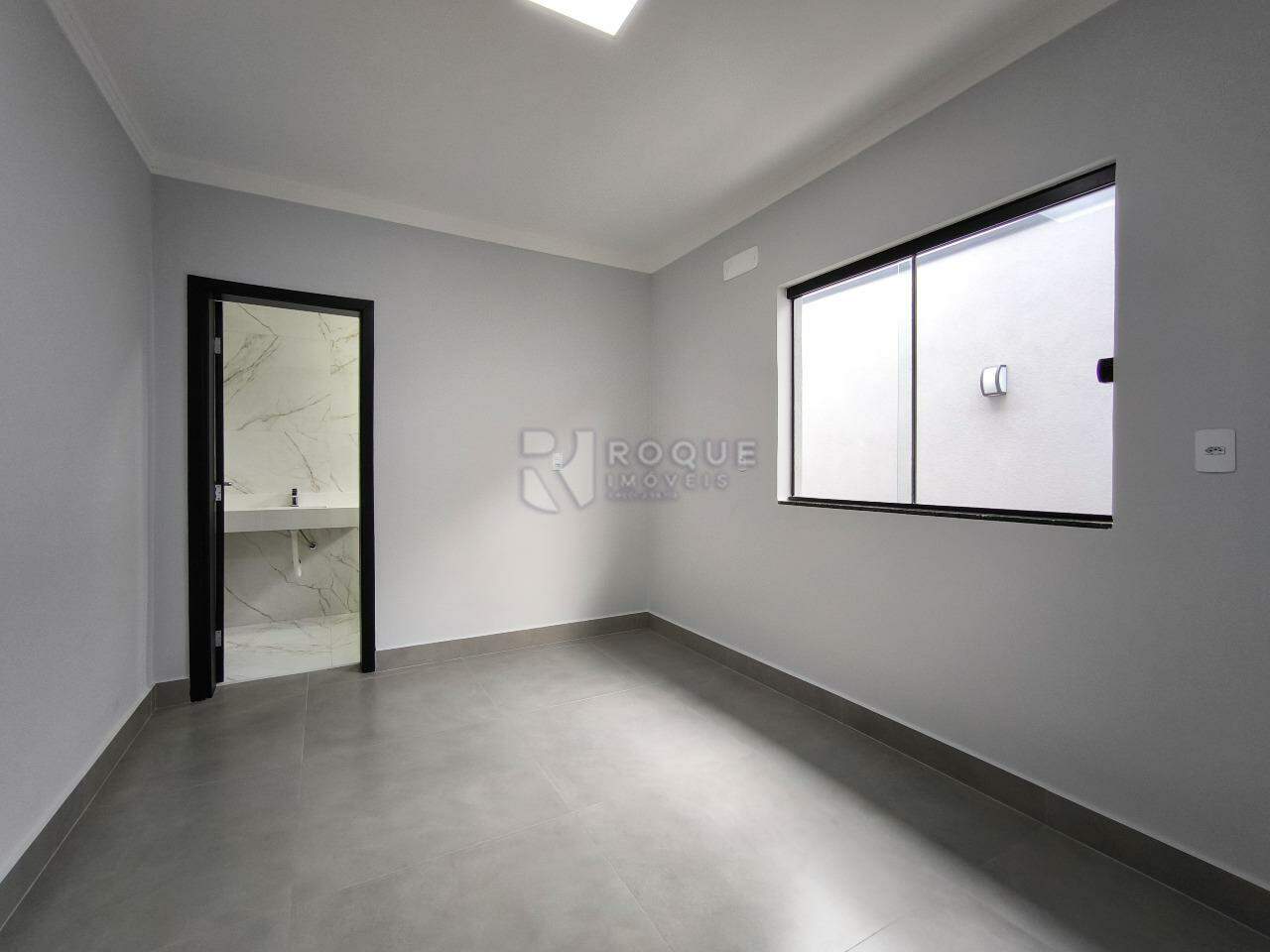 Casa Residencial à venda no bairro Jardim Marajoara: SUÍTE