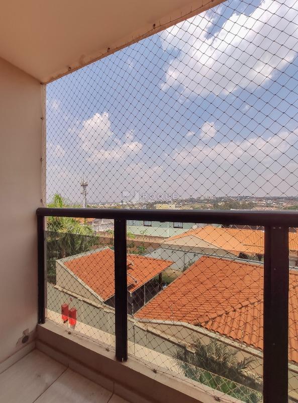 Apartamento para aluguel no bairro Vila Claudia: Sacada 