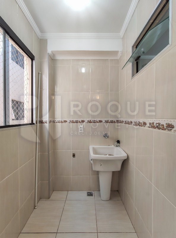 Apartamento para aluguel no bairro Vila Claudia: Área de serviço 