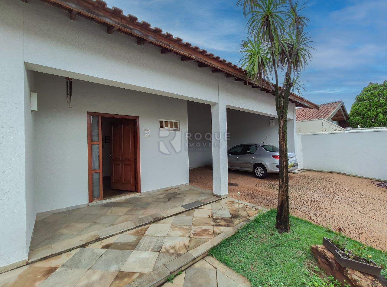 Casa Comercial à venda no bairro Vila São Geraldo: Frente 