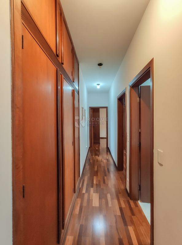 Casa Comercial à venda no bairro Vila São Geraldo: Hall 