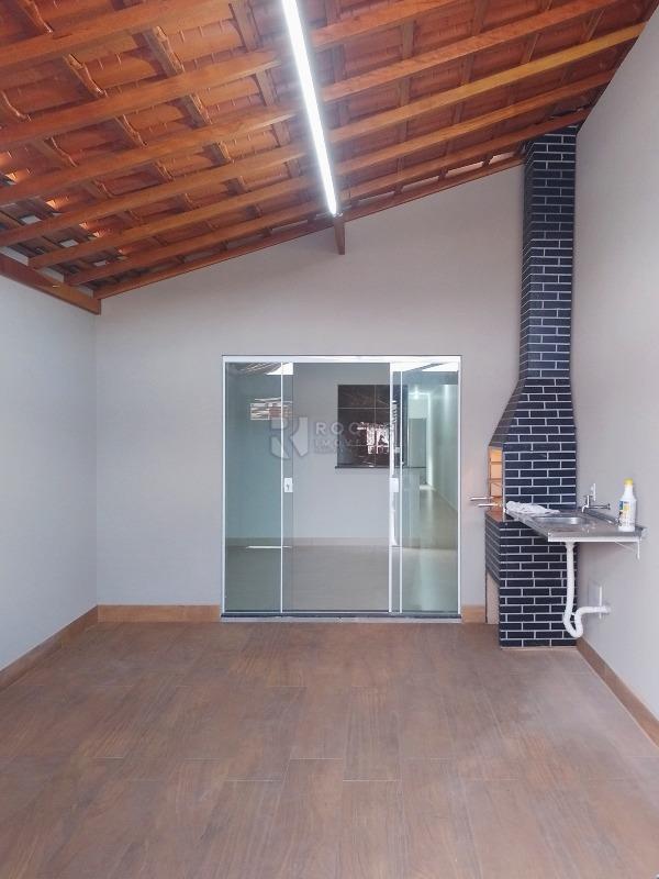 Casa Residencial à venda no bairro Jardim Santa Adélia: Garagem