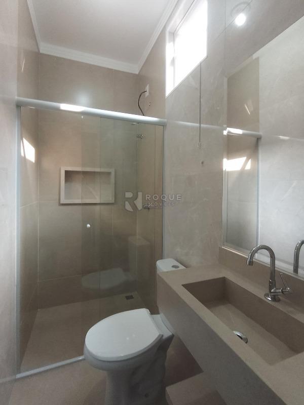Casa Residencial à venda no bairro Jardim Santa Adélia: WC Suíte