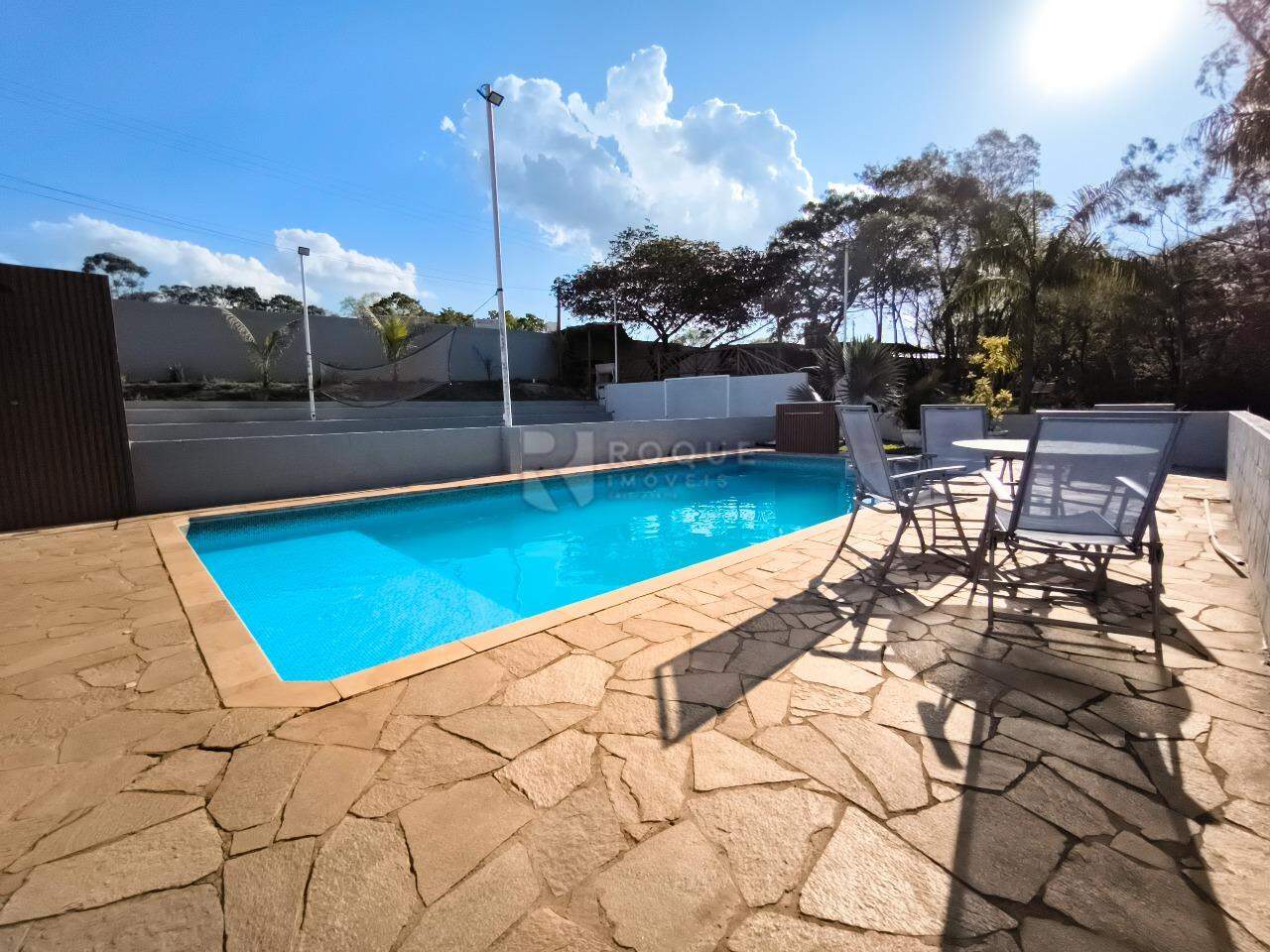Chácara à venda no bairro Bairro da Graminha: PISCINA