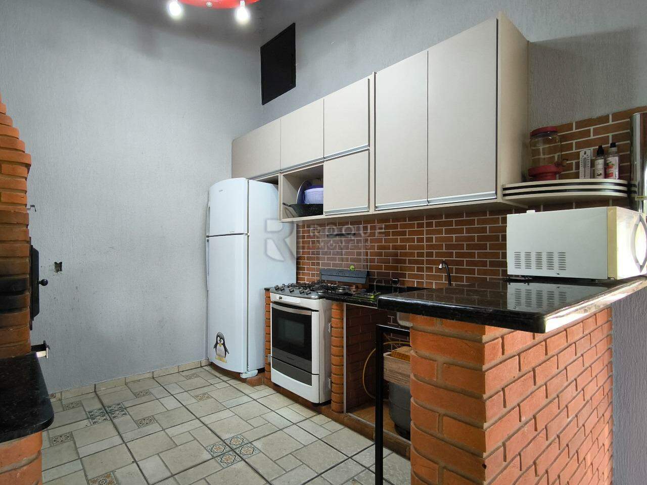 Chácara à venda no bairro Bairro da Graminha: COZINHA