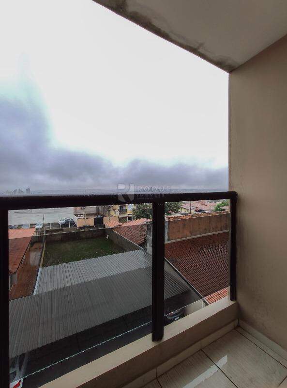 Apartamento para aluguel no bairro Vila Claudia: Sacada 