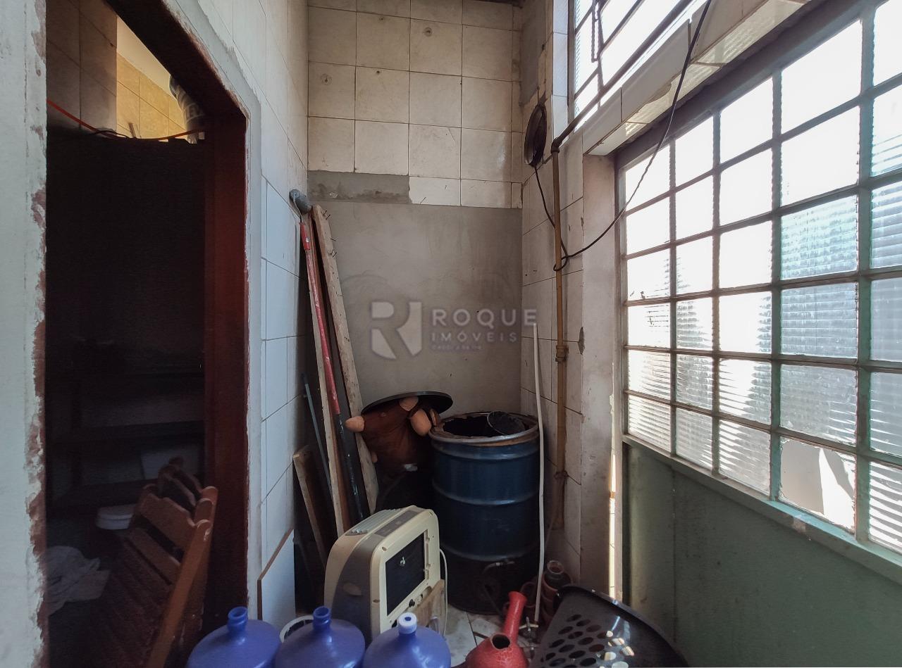 Salão para aluguel no bairro Jardim Residencial Santa Amália: Fundo 