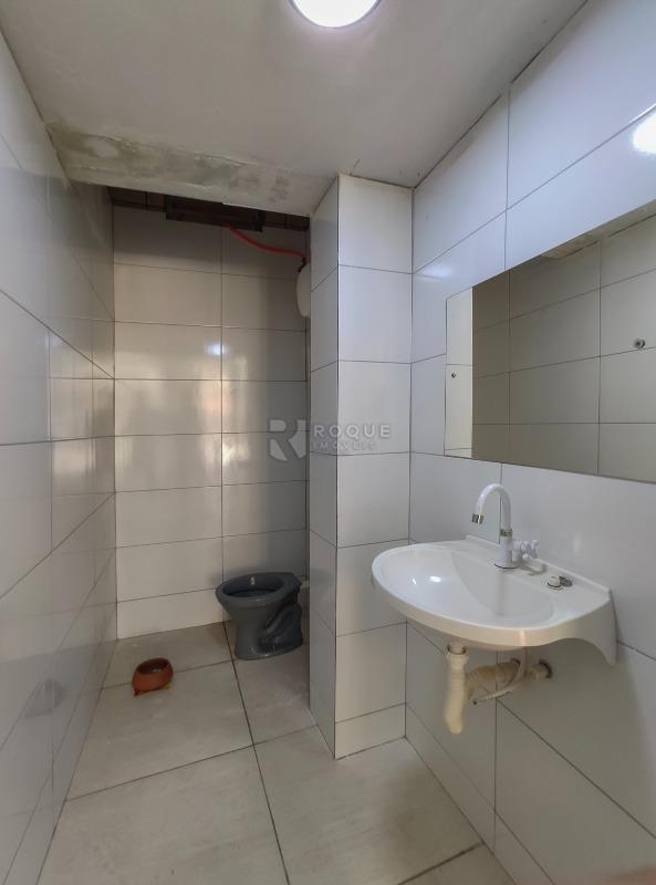 Salão para aluguel no bairro Jardim Residencial Santa Amália: WC social 1