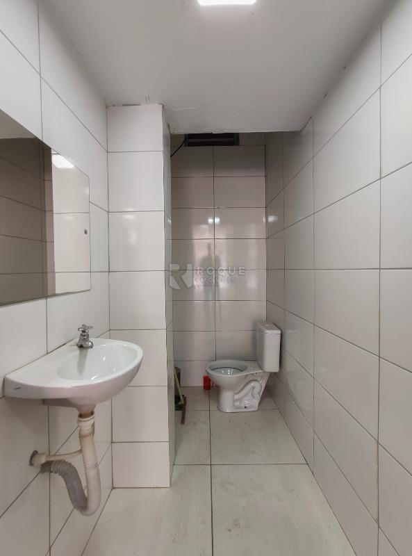 Salão para aluguel no bairro Jardim Residencial Santa Amália: WC social 2