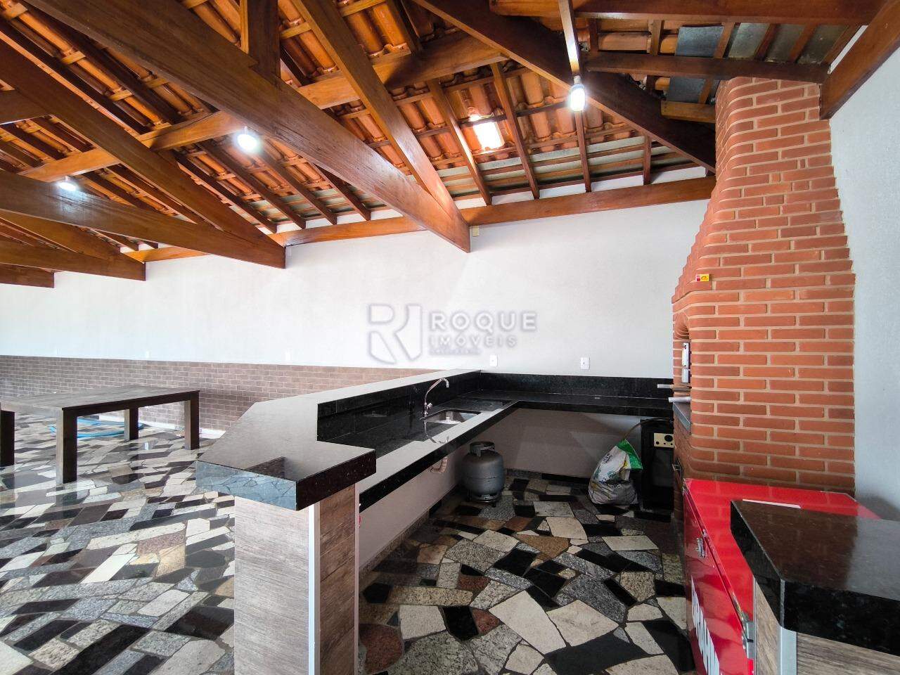 Casa Residencial à venda no bairro Residencial Palmeira Real: CHURRASQUEIRA
