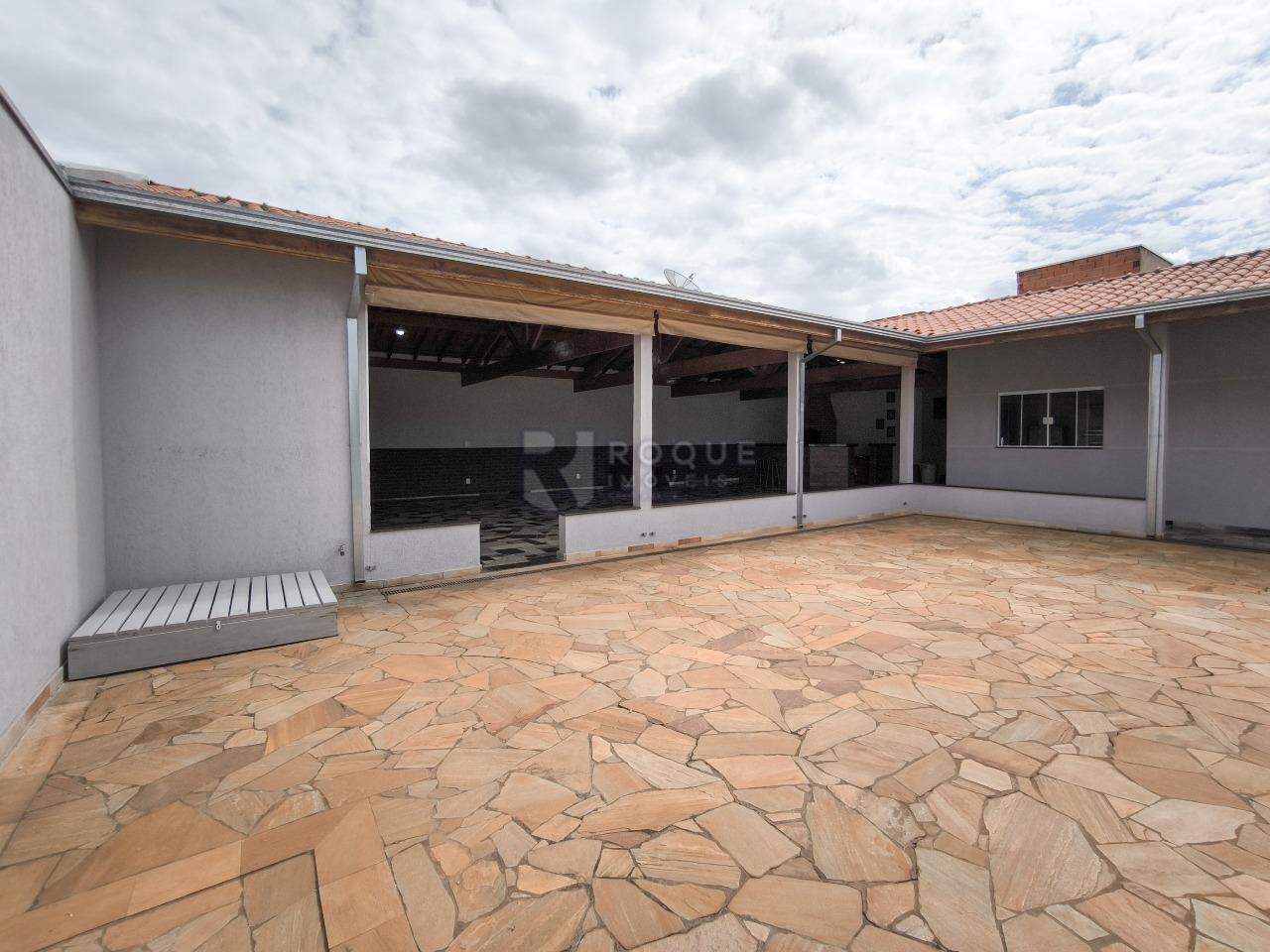 Casa Residencial à venda no bairro Residencial Palmeira Real: ÁREA EXTERNA