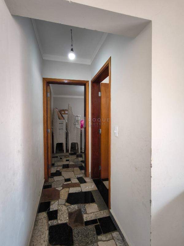 Casa Residencial à venda no bairro Residencial Palmeira Real: CORREDOR INTERNO