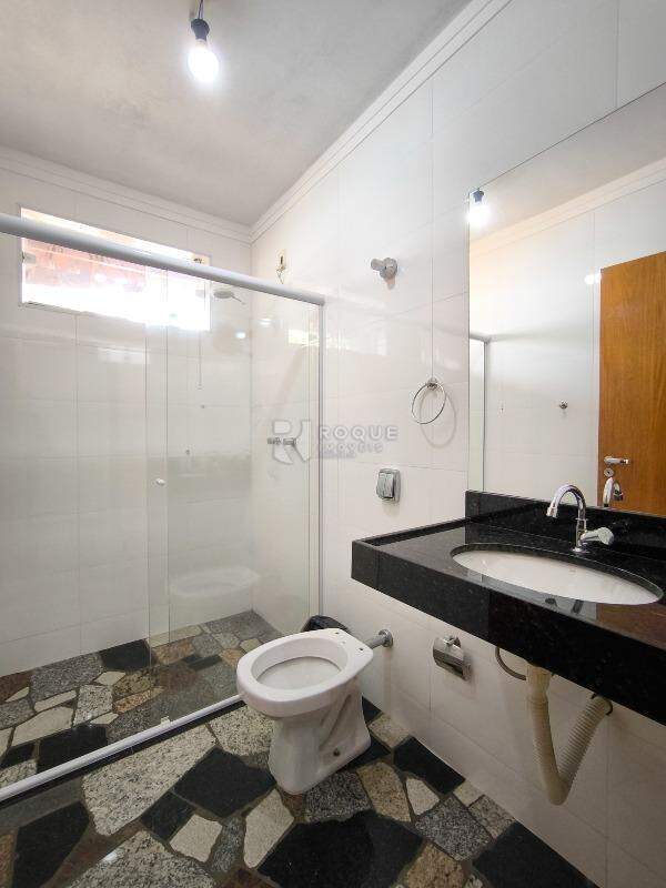 Casa Residencial à venda no bairro Residencial Palmeira Real: BANHEIRO SOCIAL