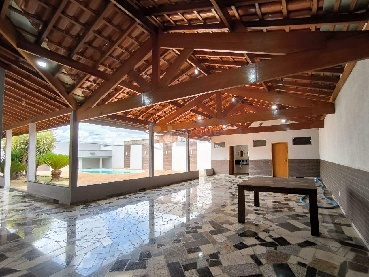 Casa Residencial à venda no bairro Residencial Palmeira Real: SALÃO
