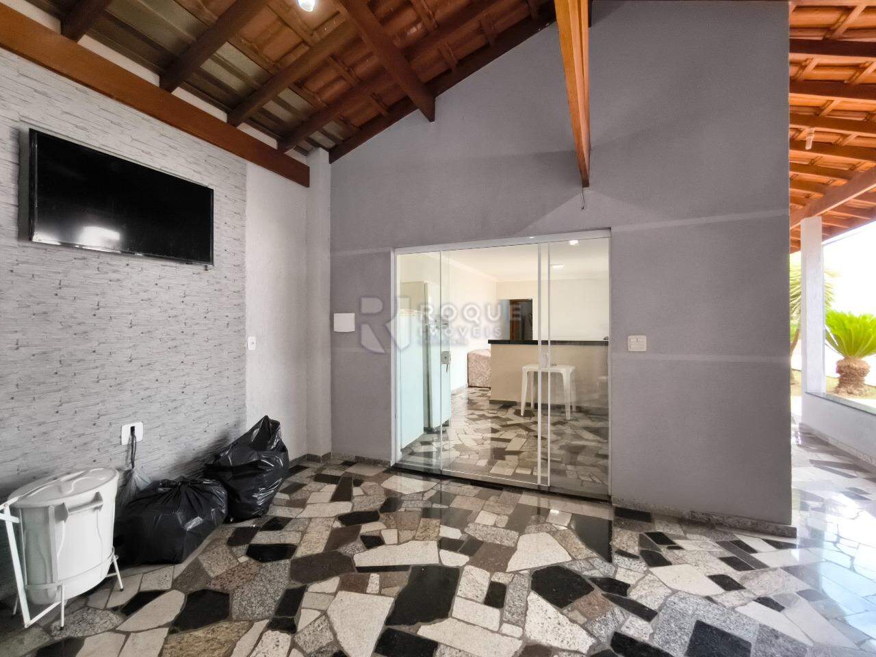 Casa Residencial à venda no bairro Residencial Palmeira Real: SALÃO