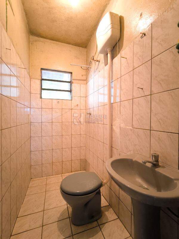 Casa Residencial à venda no bairro Parque Residencial Abílio Pedro: BANHEIRO SOCIAL