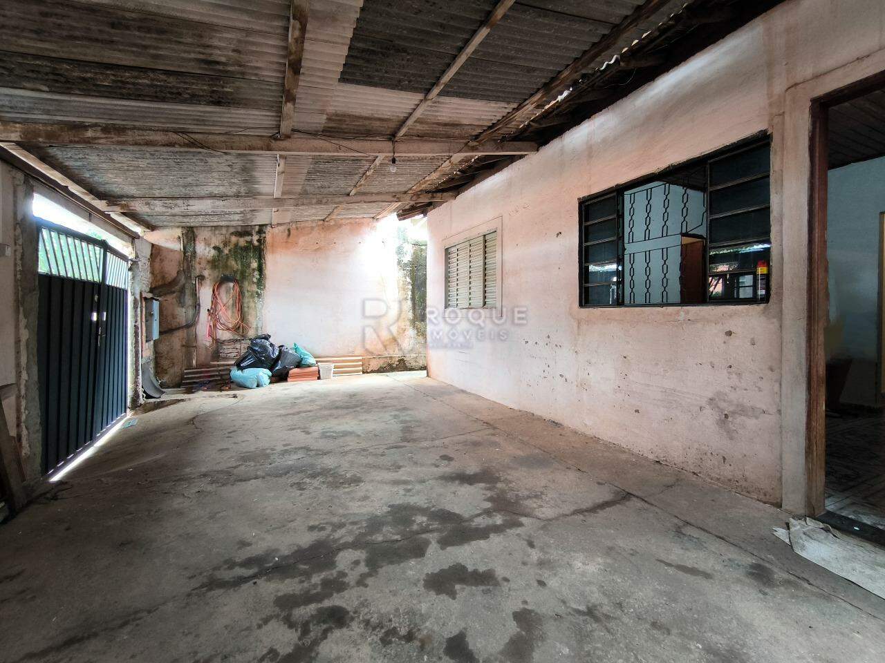 Casa Residencial à venda no bairro Parque Residencial Abílio Pedro: GARAGEM