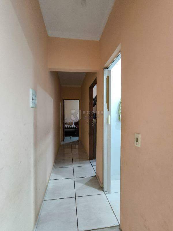 Casa Residencial à venda no bairro Jardim Campo Belo: CORREDOR INTERNO