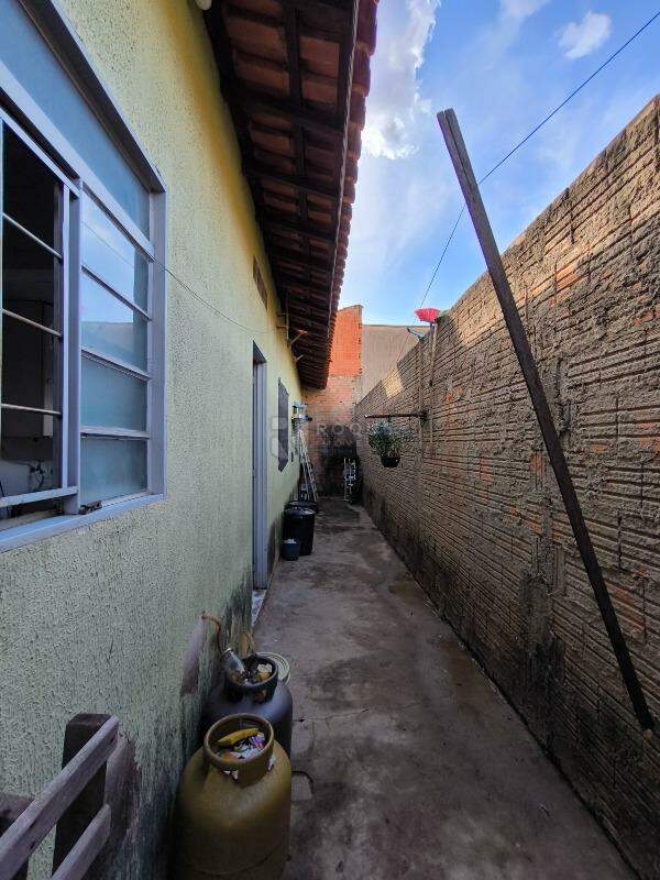 Casa Residencial à venda no bairro Jardim Campo Belo: LATERAL EXTERNA