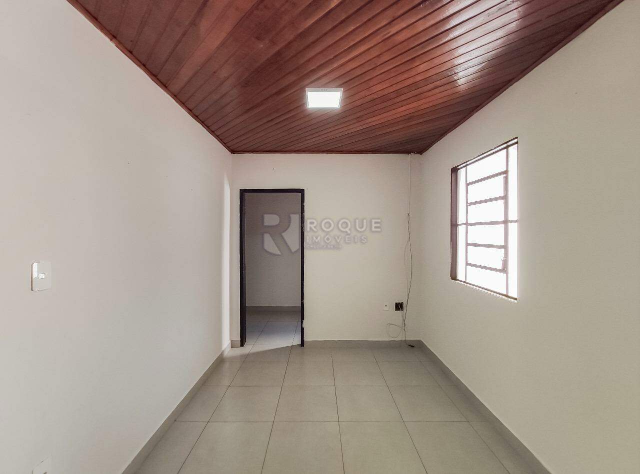 Casa Residencial à venda no bairro Conjunto Habitacional Santa Luzia: Sala 