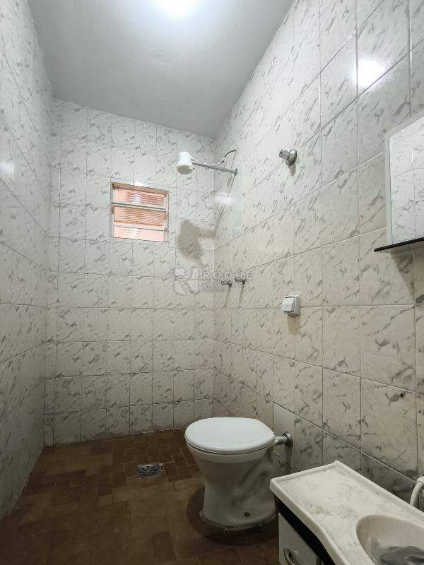 Casa Residencial à venda no bairro Jardim Ouro Verde: BANHEIRO SOCIAL