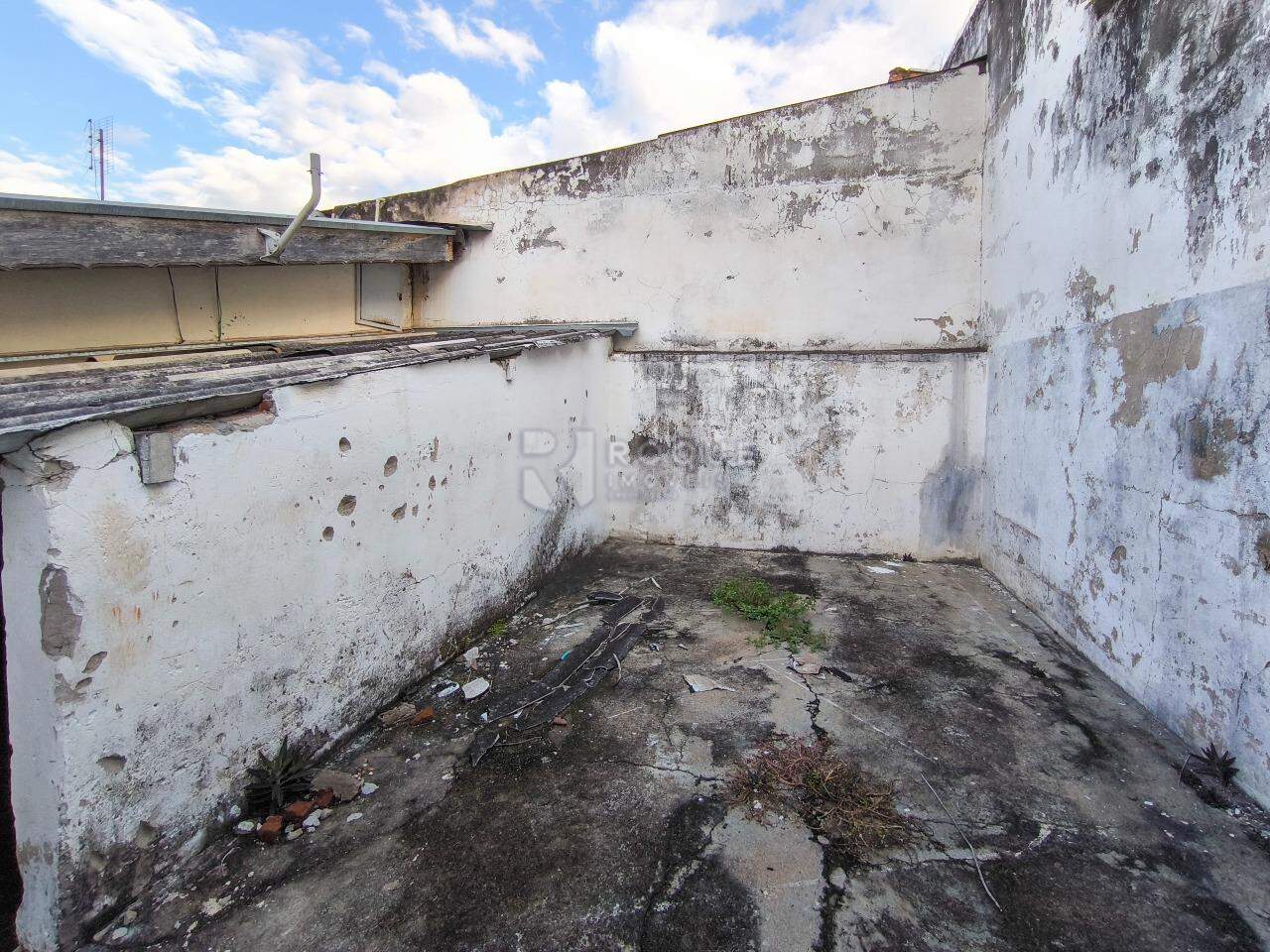 Casa Residencial à venda no bairro Jardim Ouro Verde: ÁREA DE VARAL