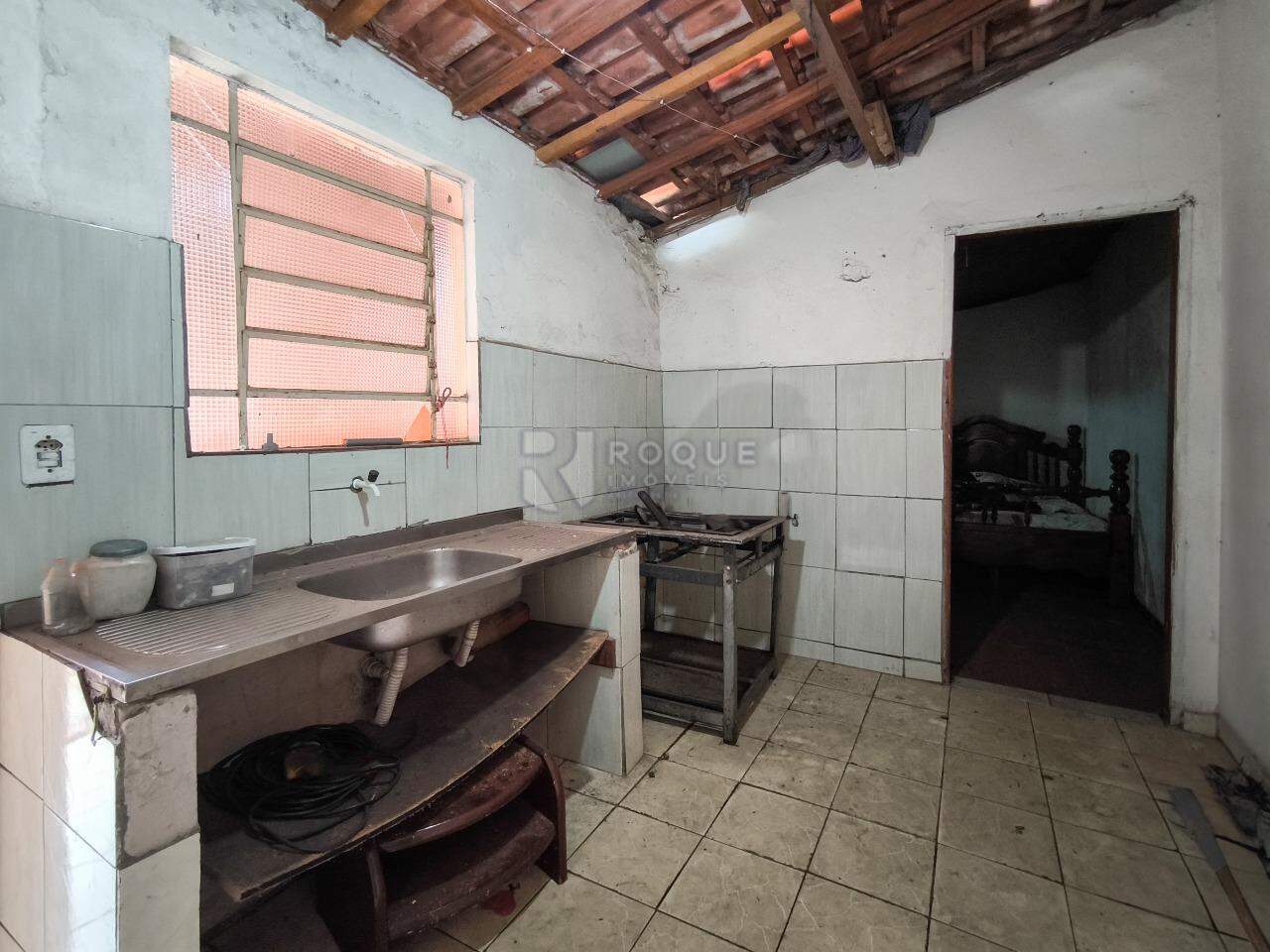 Casa Residencial à venda no bairro Parque Residencial Abílio Pedro: COZINHA EDÍCULA