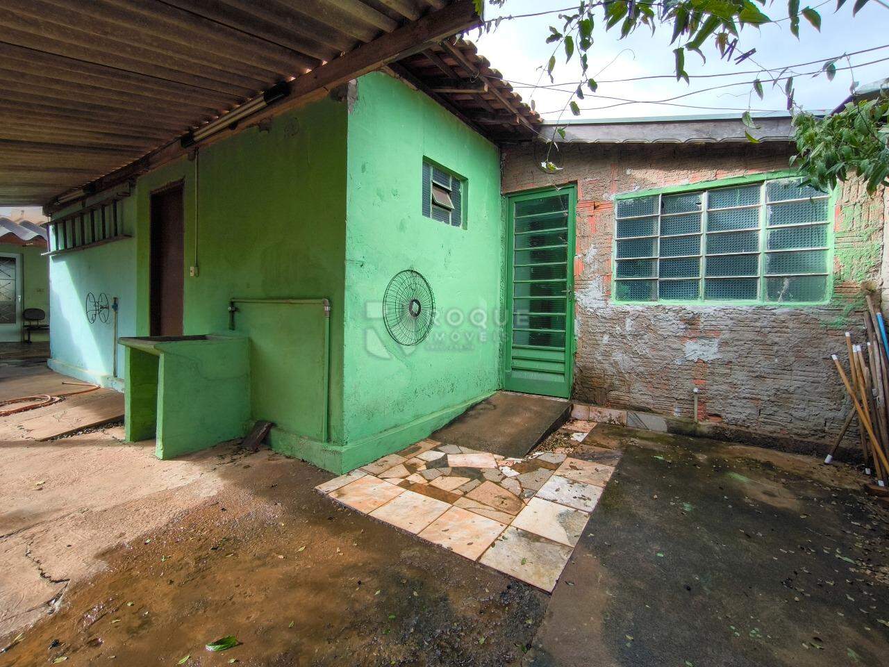 Casa Residencial à venda no bairro Jardim Nossa Senhora de Fátima: FRENTE CASA 2