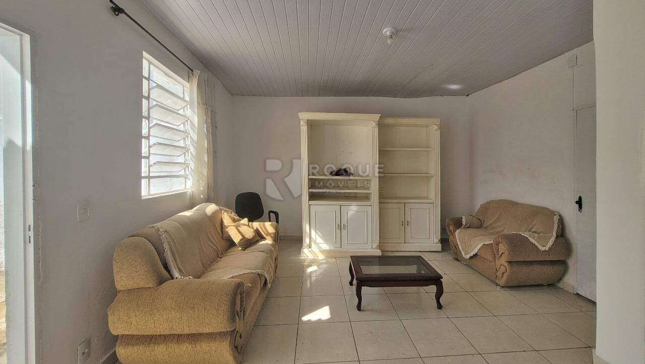 Casa Comercial para aluguel no bairro Centro: Sala