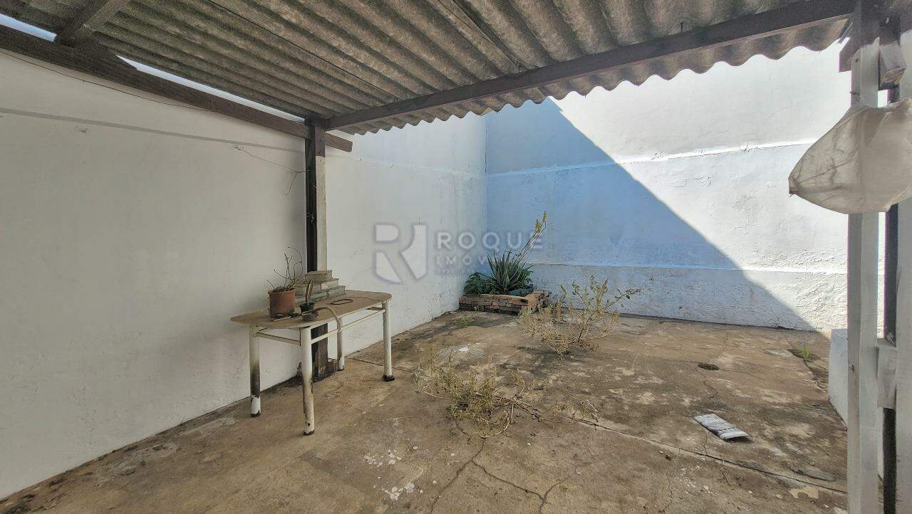 Casa Comercial para aluguel no bairro Centro: Área externa