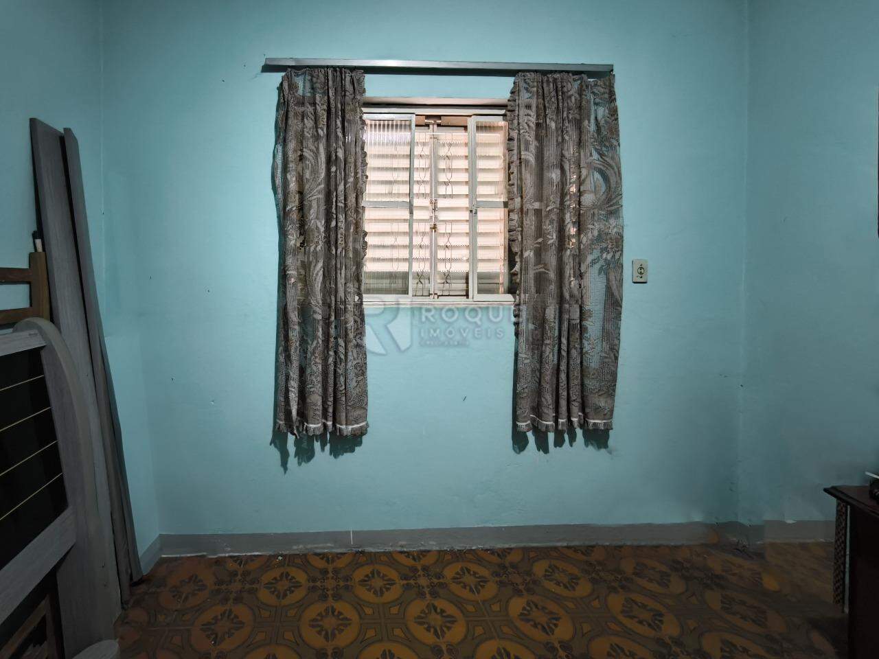 Casa Residencial à venda no bairro Jardim Planalto: CLOSET DORMITÓRIO 2