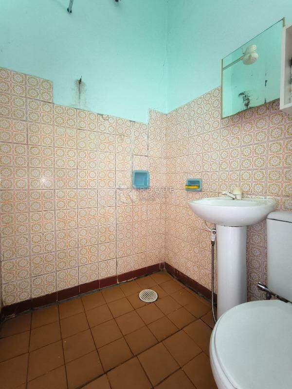 Casa Residencial à venda no bairro Jardim Planalto: BANHEIRO SOCIAL