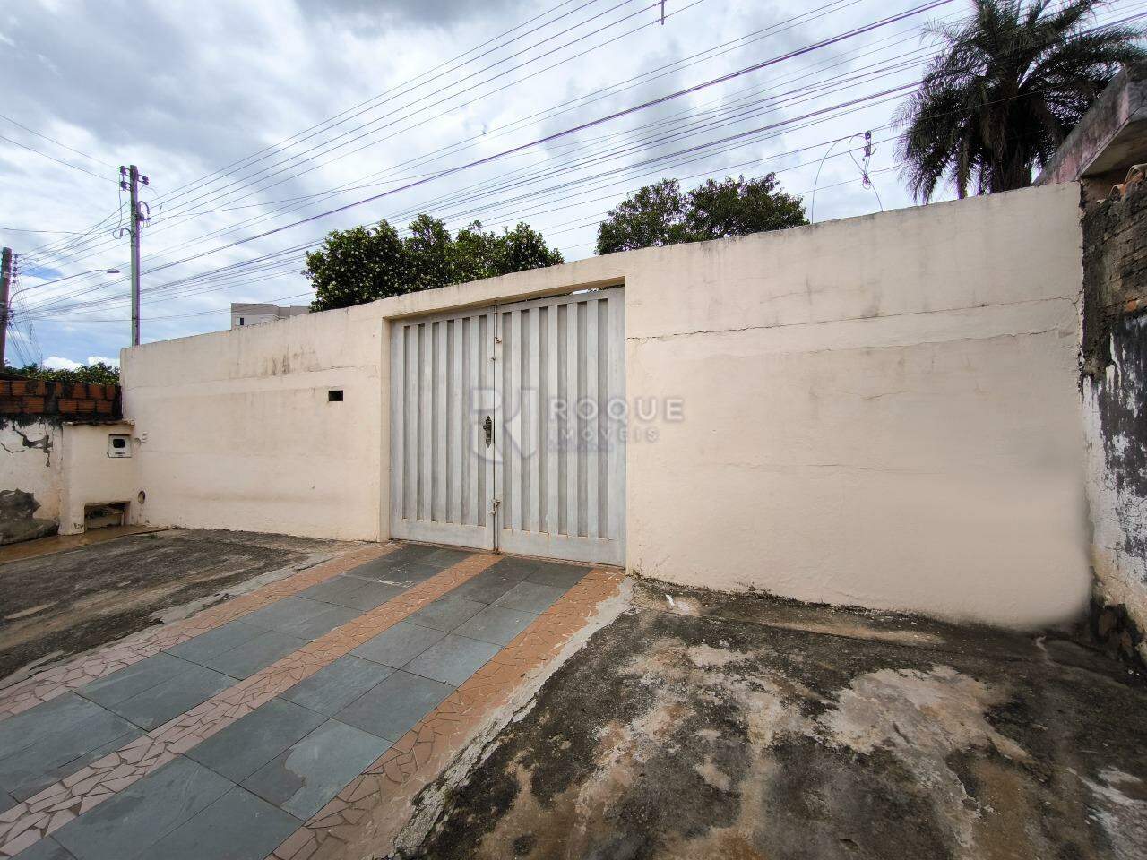 Casa Residencial à venda no bairro Jardim Planalto: ENTRADA