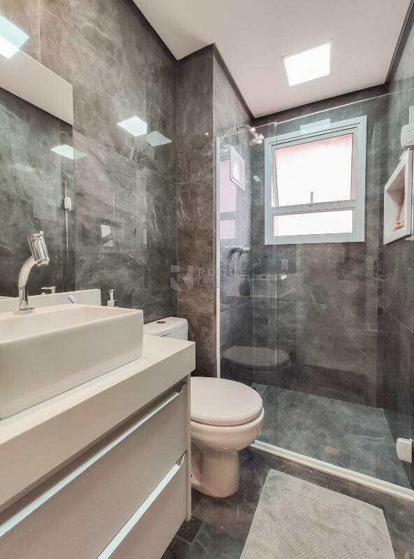 Apartamento para aluguel no bairro Jardim Nossa Senhora de Fátima: WC suíte