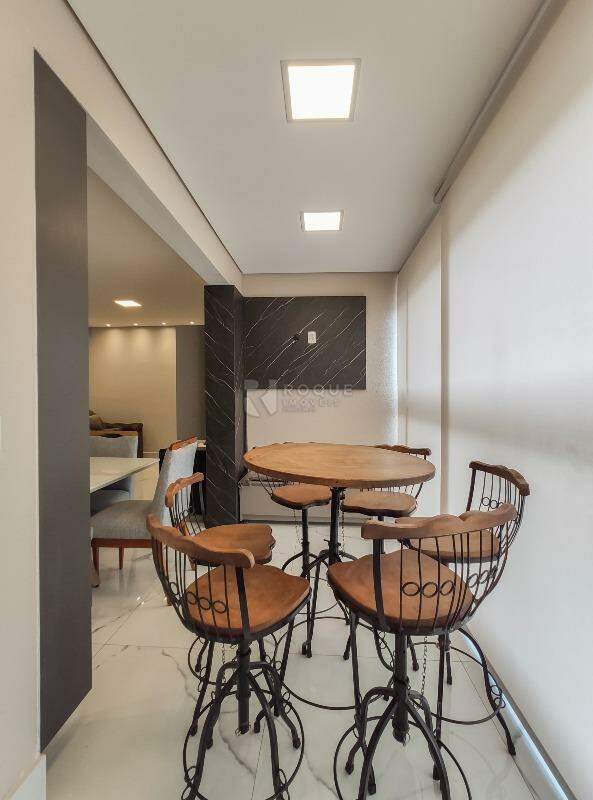 Apartamento para aluguel no bairro Jardim Nossa Senhora de Fátima: Sacada