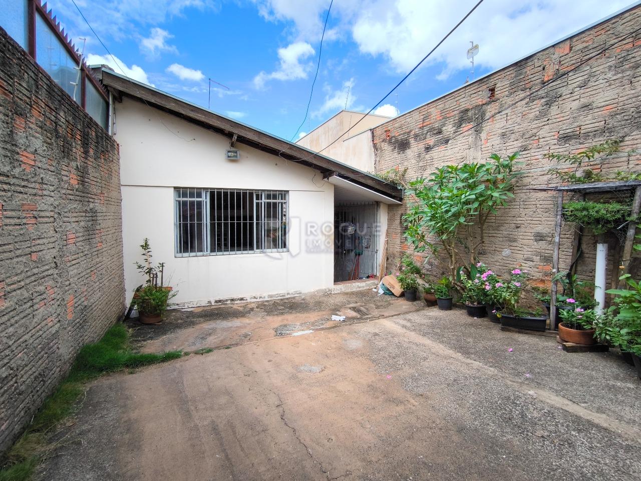 Casa Residencial à venda no bairro Jardim São Manoel: QUINTAL