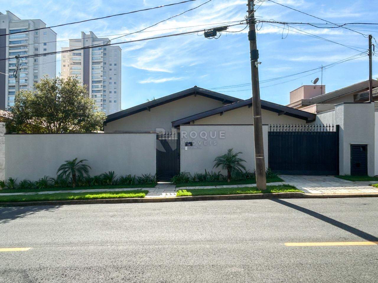 Casa em condomínio para aluguel no bairro Parque São Bento: Fachada 
