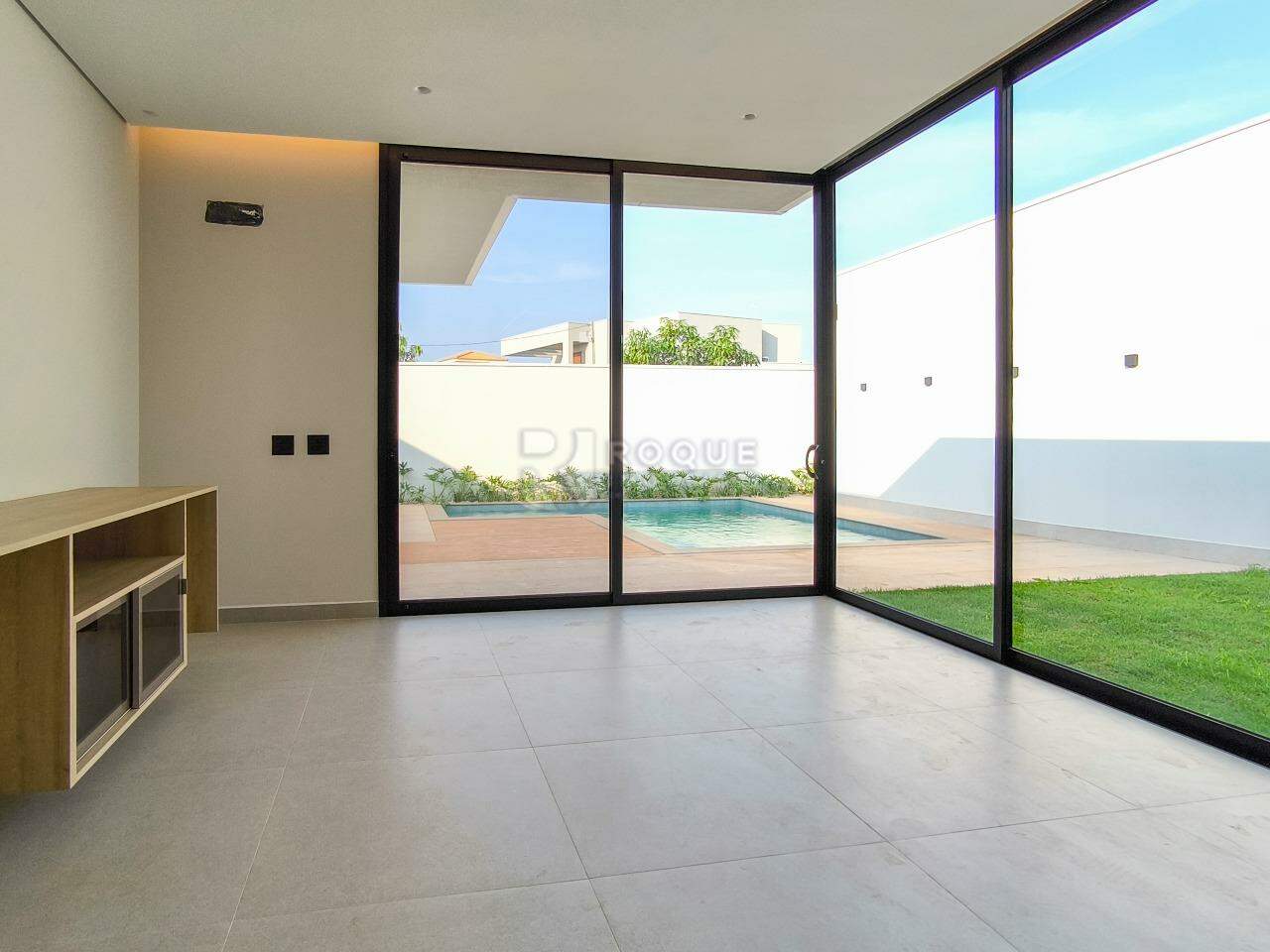 Casa em condomínio à venda no bairro Residencial Ilha de Bali: SALA DE JANTAR