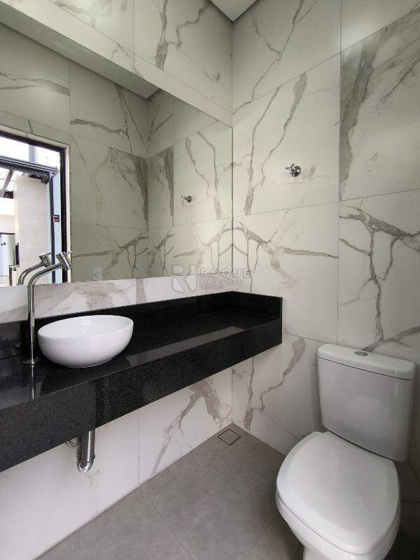 Casa Residencial à venda no bairro Jardim Marajoara: BANHEIRO SOCIAL EXTERNO