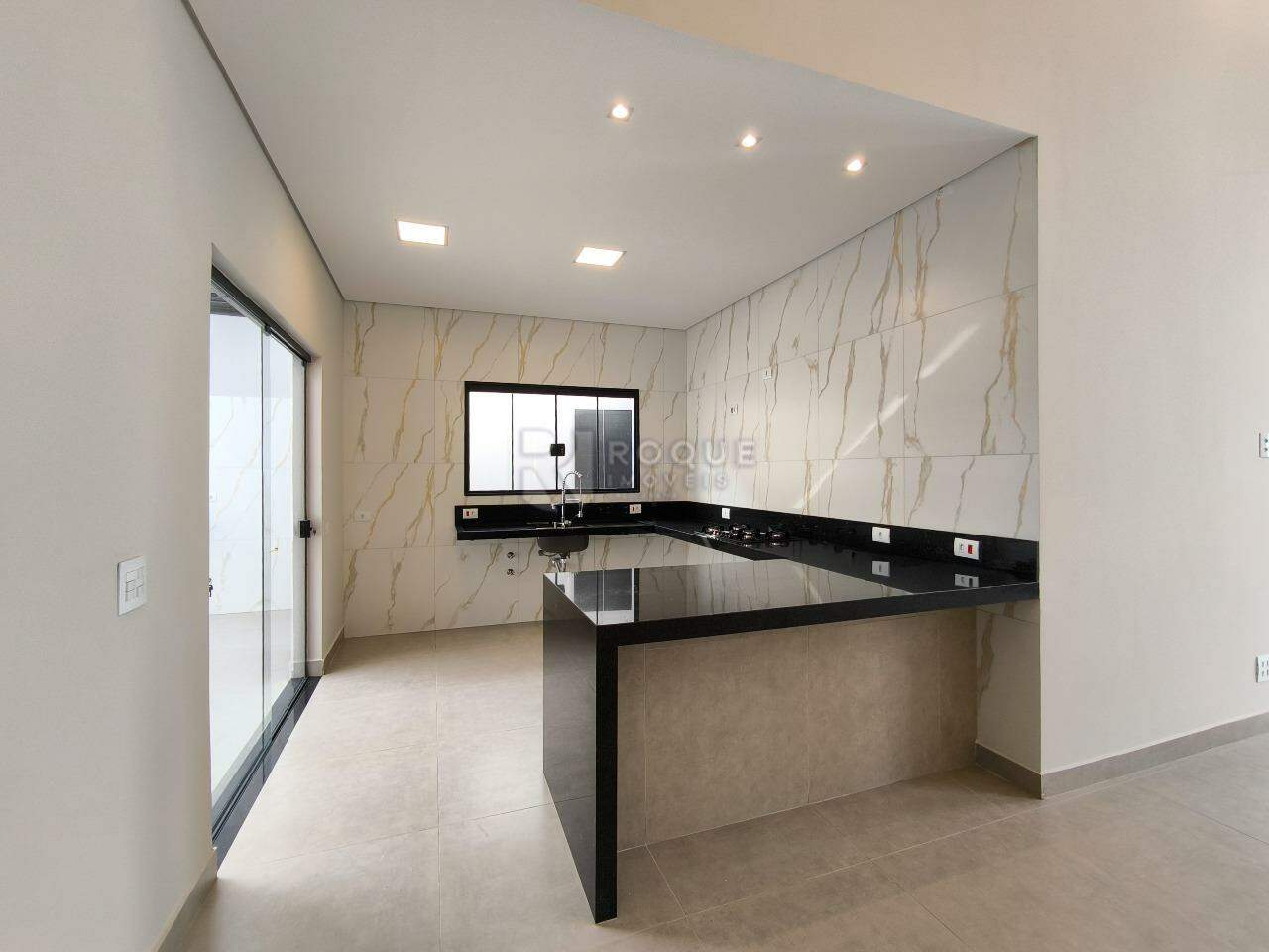 Casa Residencial à venda no bairro Jardim Marajoara: COZINHA