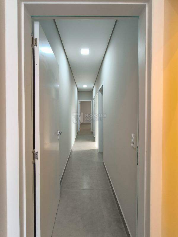 Casa Residencial à venda no bairro Jardim Marajoara: CORREDOR INTERNO