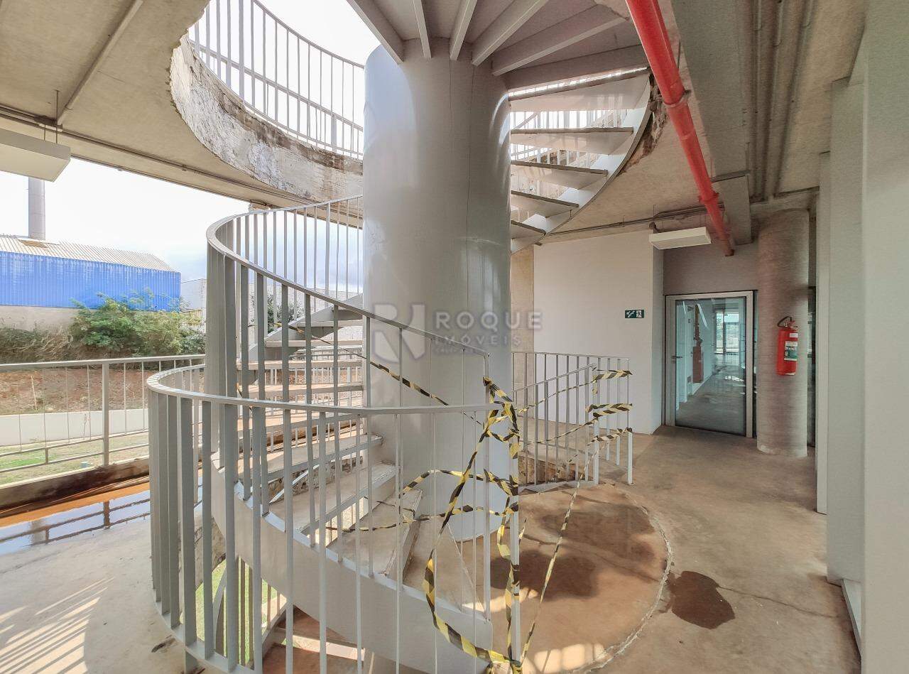 Barracão/Galpão para aluguel no bairro Jardim Nova Limeira: Acesso superior