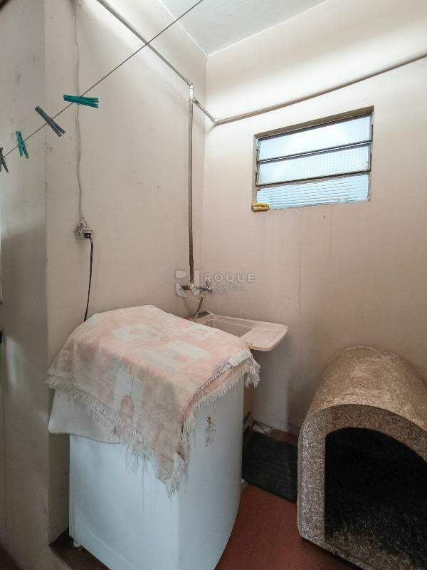 Casa Residencial à venda no bairro Jardim Consoli: LAVANDERIA
