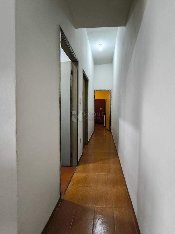 Casa Residencial à venda no bairro Jardim Consoli: CORREDOR INTERNO