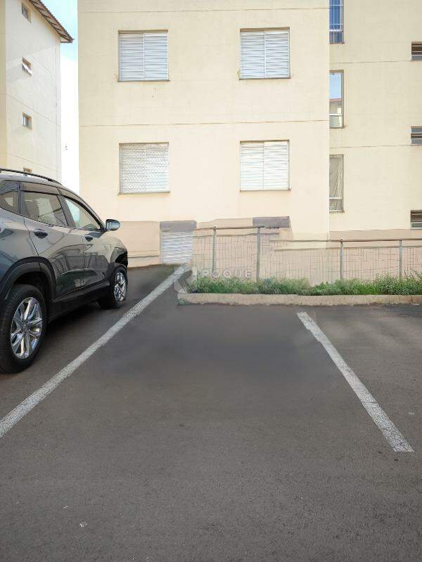 Apartamento à venda no bairro Residencial Rubi: VAGA DE ESTACIONAMENTO
